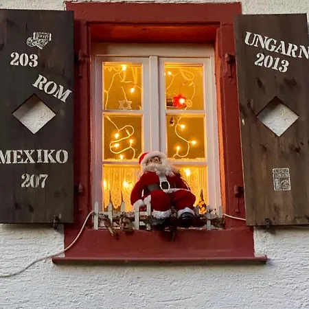 Phönix Aus Der Asche Apartment