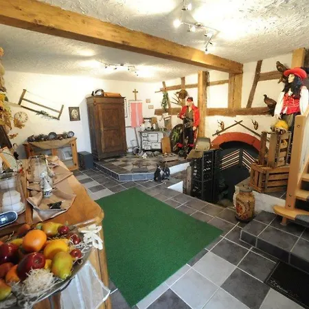 Phönix Aus Der Asche Apartment Rhodt unter Rietburg