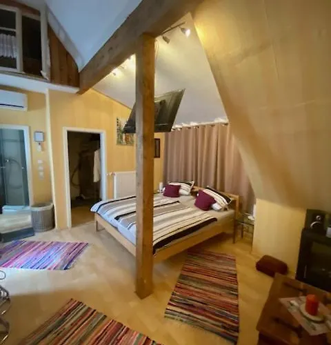 Phoenix Aus Der Asche * Rhodt unter Rietburg