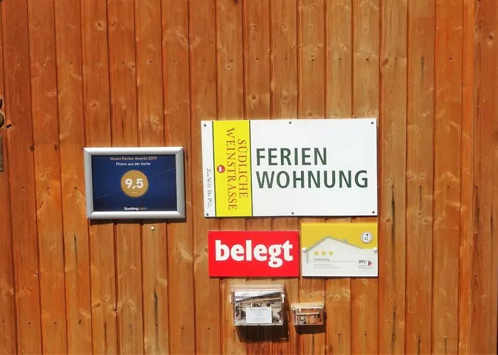 Phoenix Aus Der Asche * Rhodt unter Rietburg